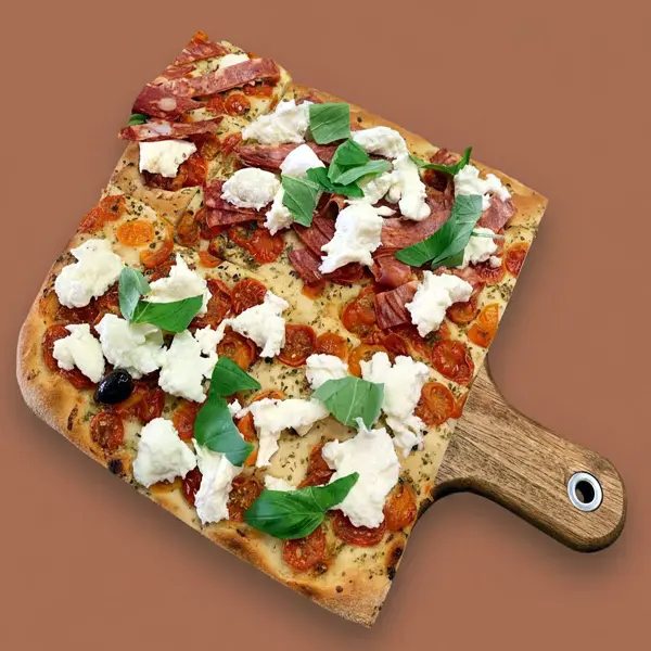 Pinza Romana – oval‑shaped crispy pizza